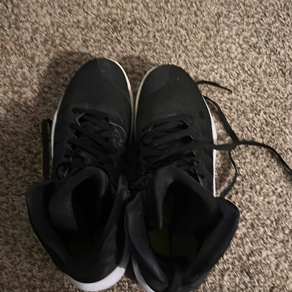 Size 12.5 used but good condition nike hyper dunks
